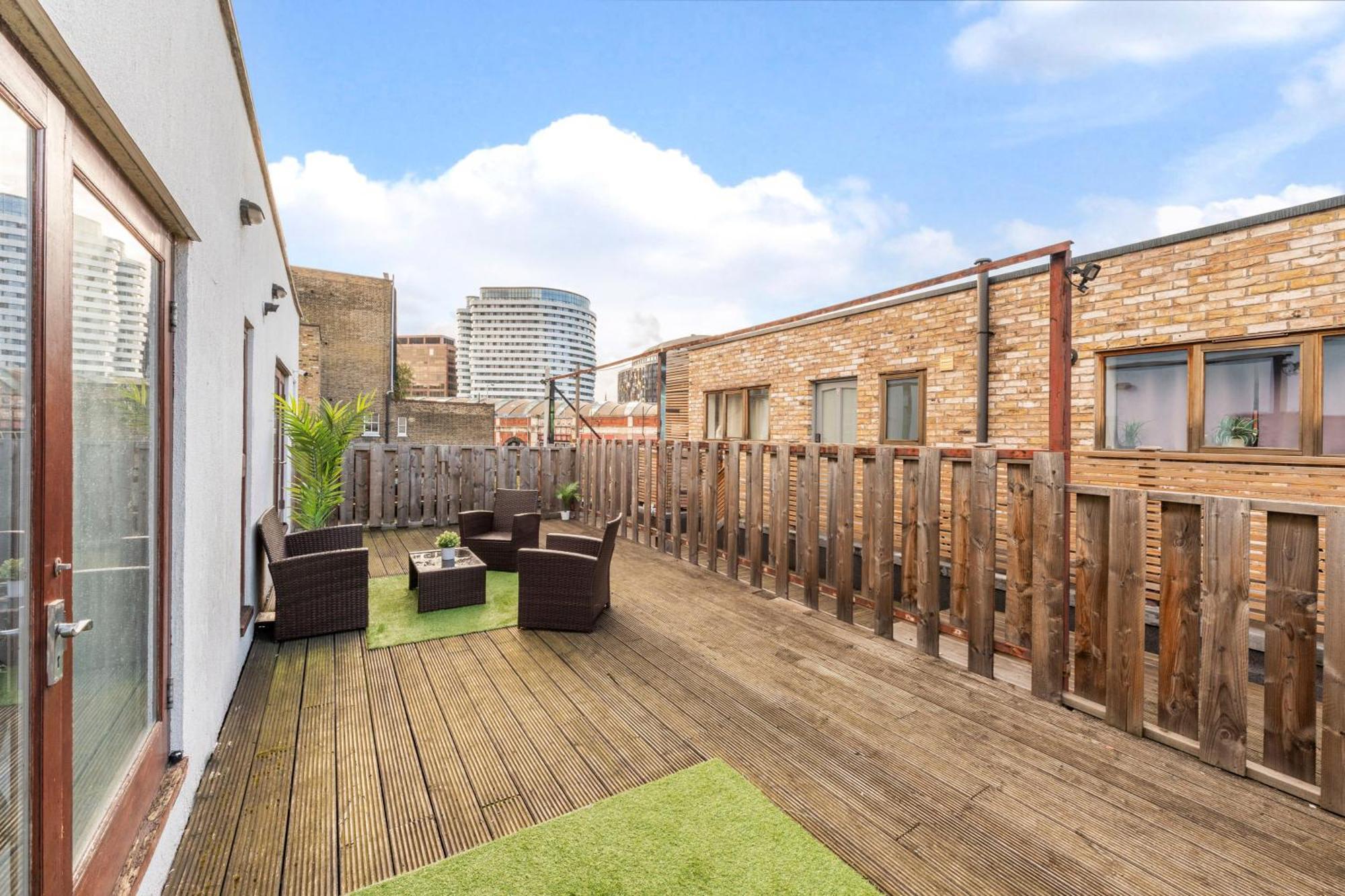 London Waterloo Apartment With Large Private Terrace - View Of The London Eye - 1 Bedroom 1 Bath Exterior foto